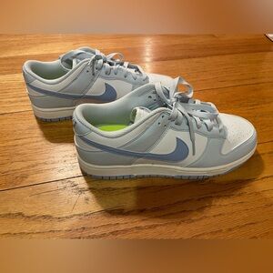 Size 9 Nike Dunk Low Next Nature tennis shoes